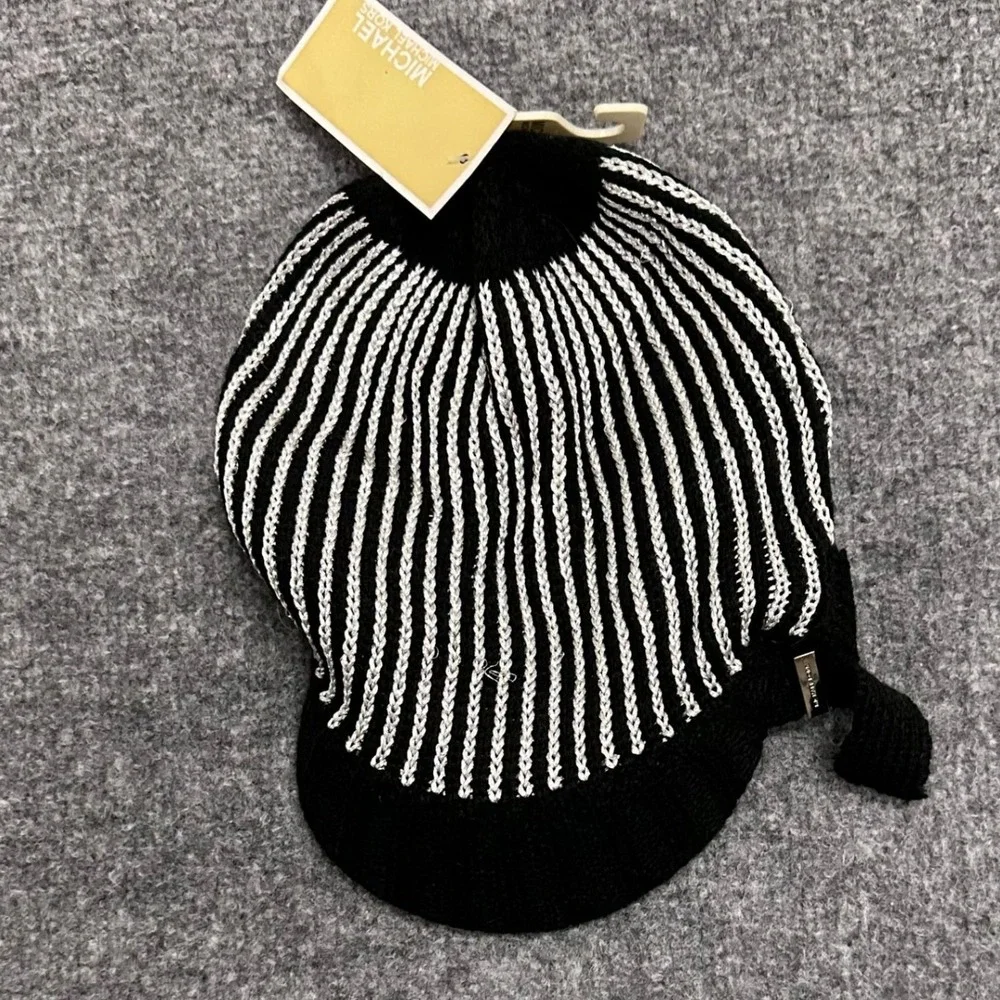 Michael Kors Hat Womens O/S Black Silver Metallic Viscose Knit Newsboy Cap New